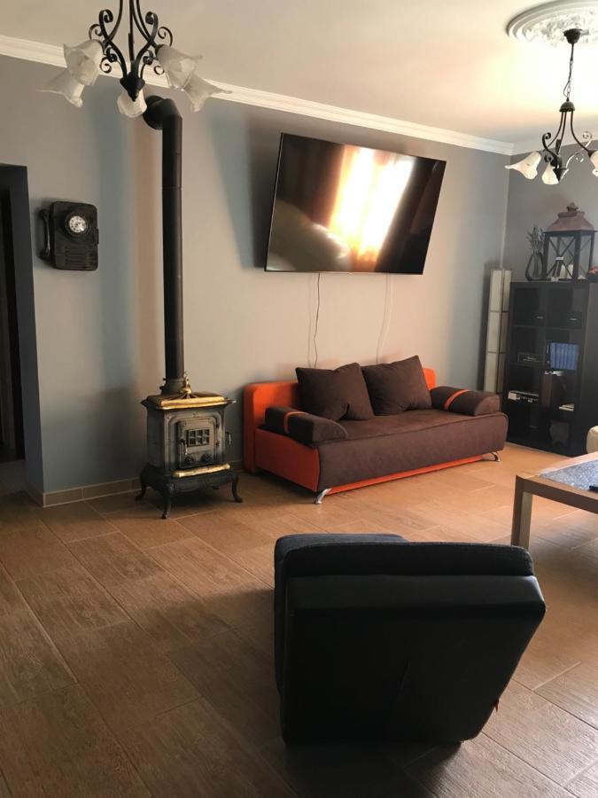 Eden Apartman Algyo Экстерьер фото