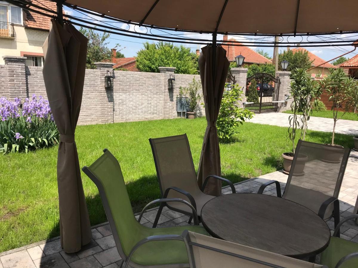 Eden Apartman Algyo Экстерьер фото